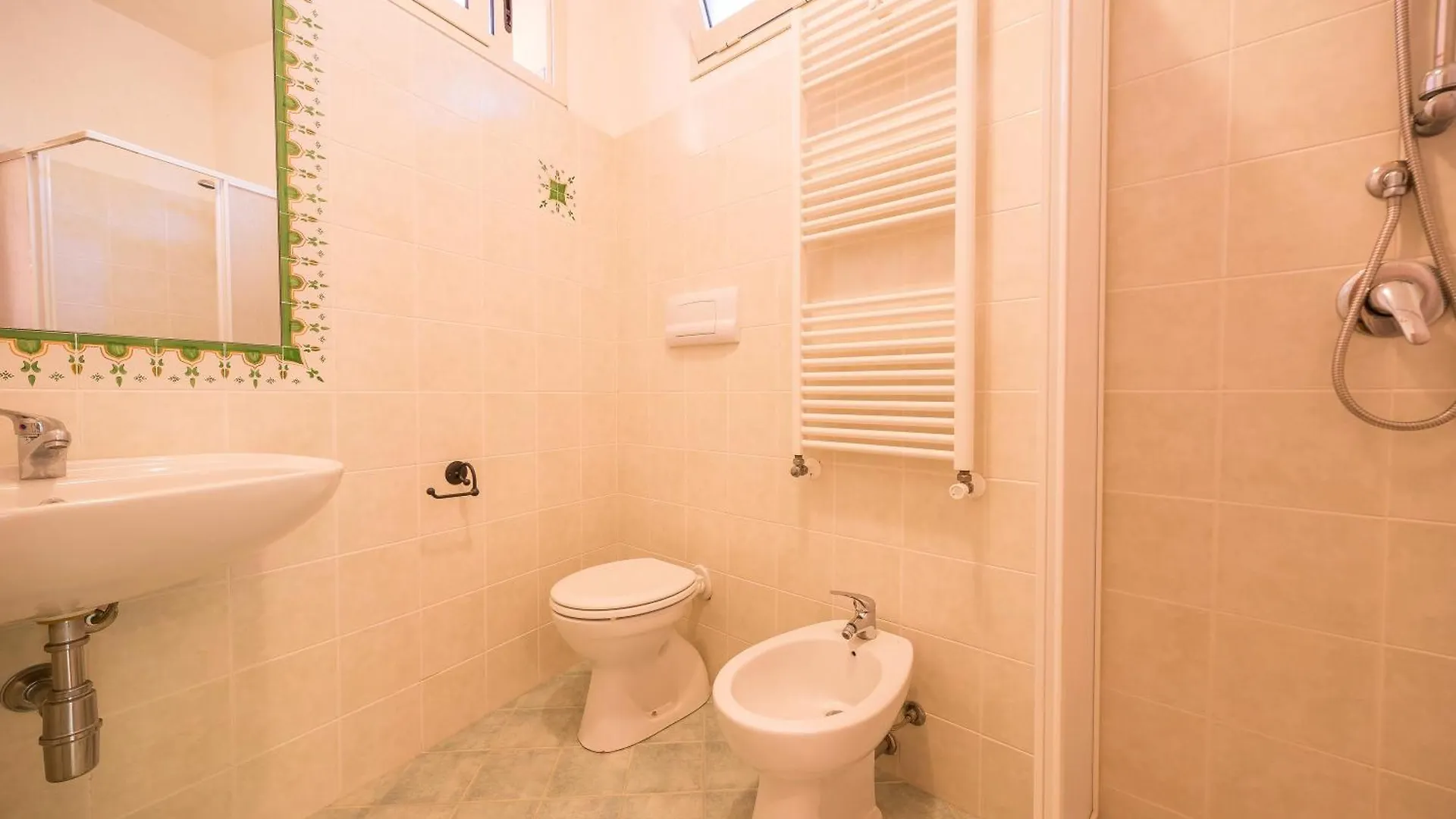 Casa Del Limone Gioiosa Marea Apartment