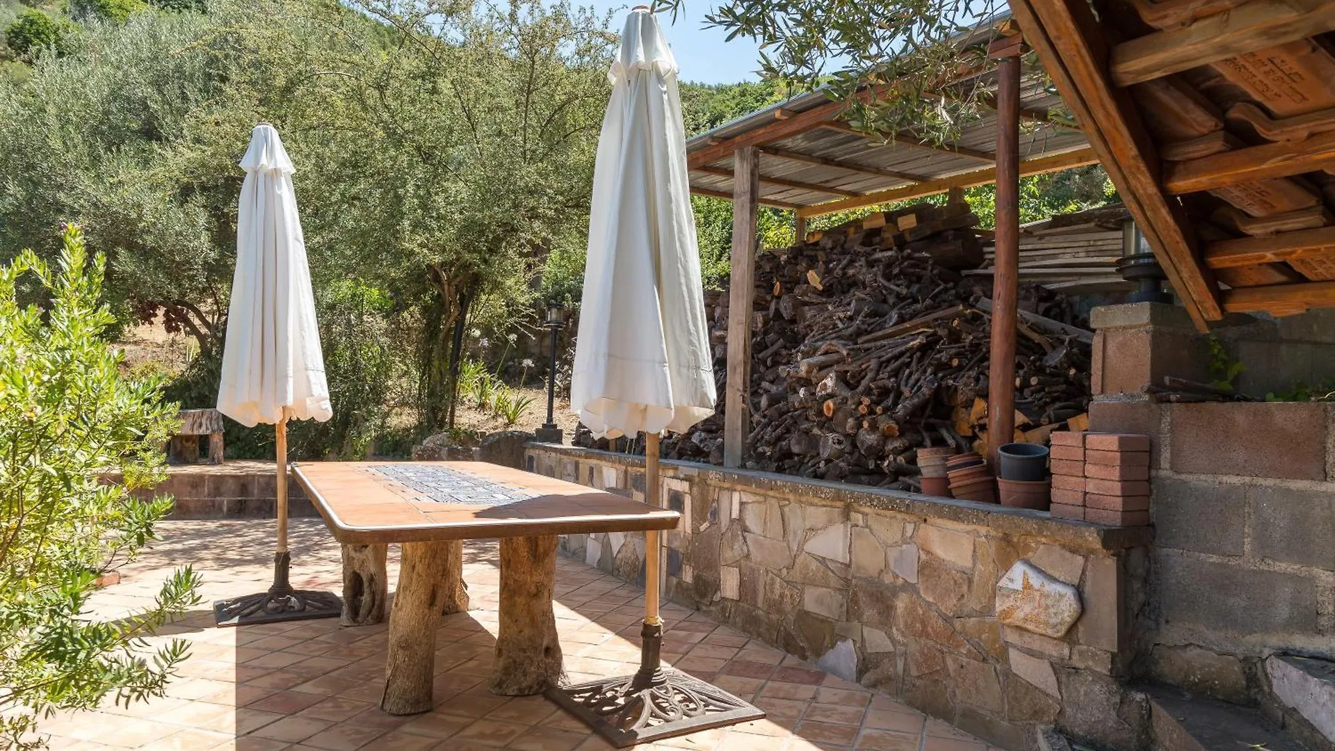 Casa Del Limone Gioiosa Marea Apartment Italy