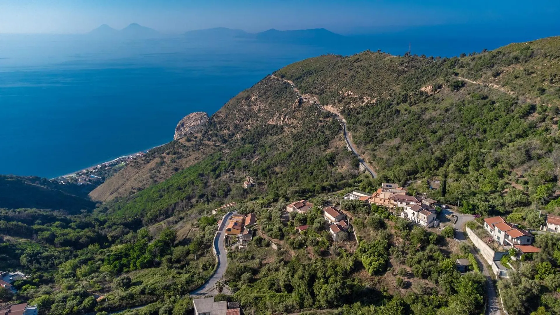 Casa Del Limone Gioiosa Marea Apartment